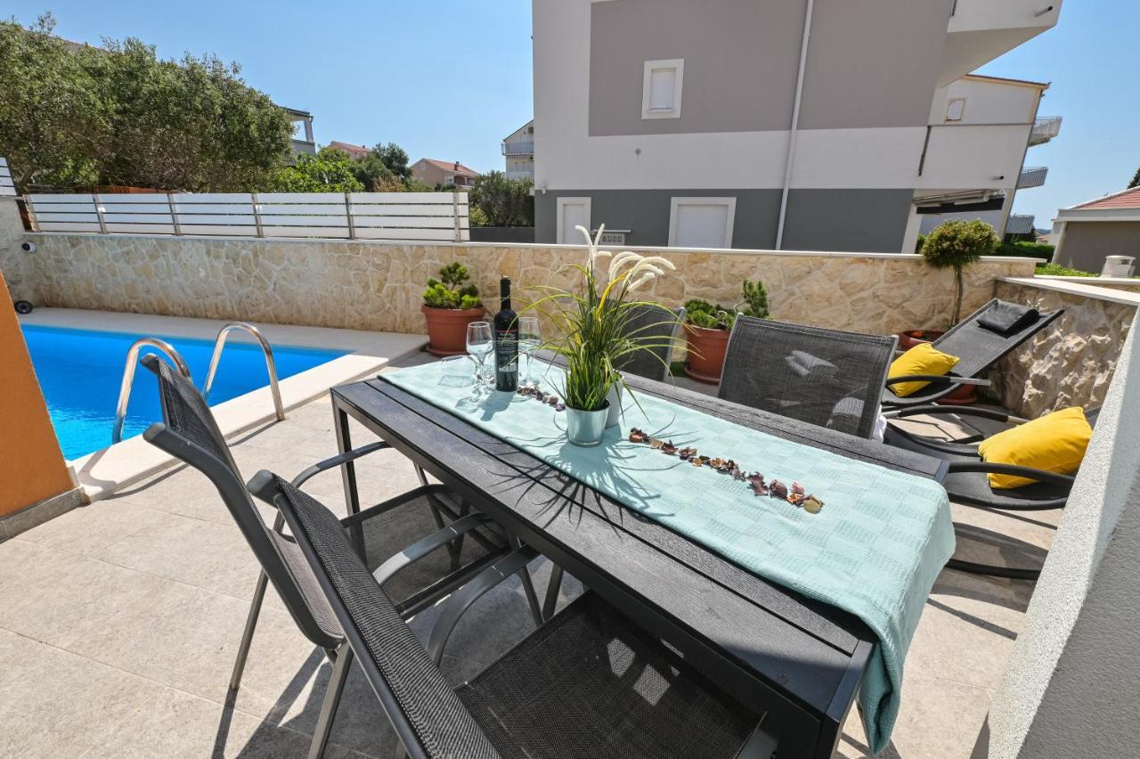 Apartment Funtastic With Private Pool ノヴァリャ エクステリア 写真